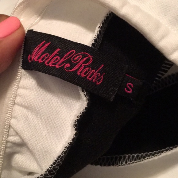 🖤Black/White Dress🖤 - Picture 4 of 6